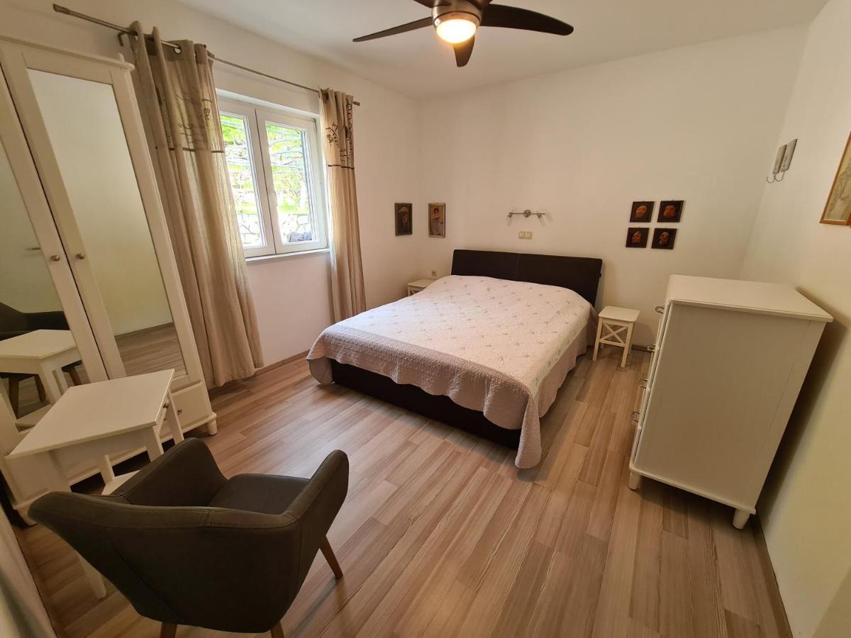 Apartments Linda Palit Ngoại thất bức ảnh